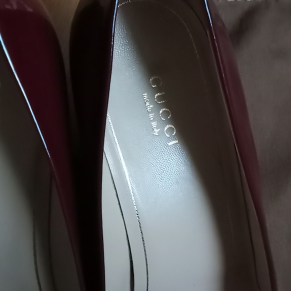 Gucci Patent Kitten Heels - Picture 5 of 6